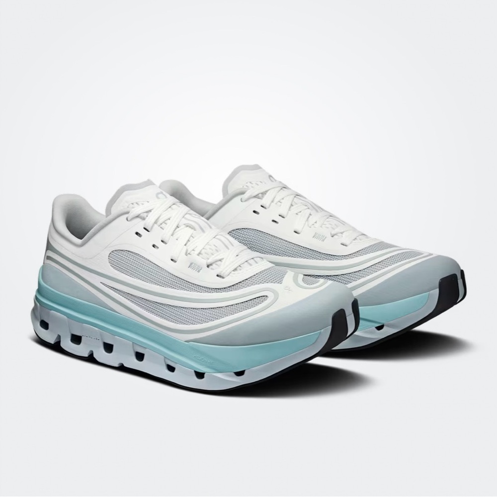 Women’s ON Cloudflow AD IKON Sneakers Limited Edition